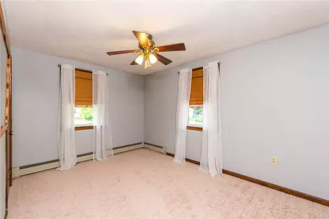 86 Achille St, Woonsocket, RI 02895 photo 15