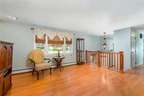 86 Achille St, Woonsocket, RI 02895 photo 6