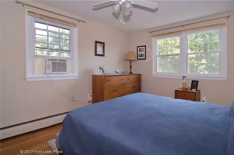 70 Everett St, Middletown, RI 02842 photo 17