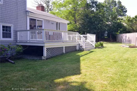 70 Everett St, Middletown, RI 02842 photo 27