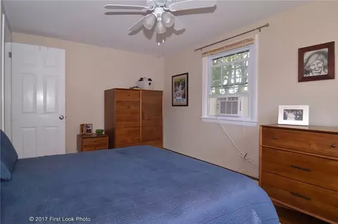 70 Everett St, Middletown, RI 02842 photo 18