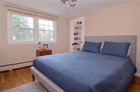 70 Everett St, Middletown, RI 02842 photo 16