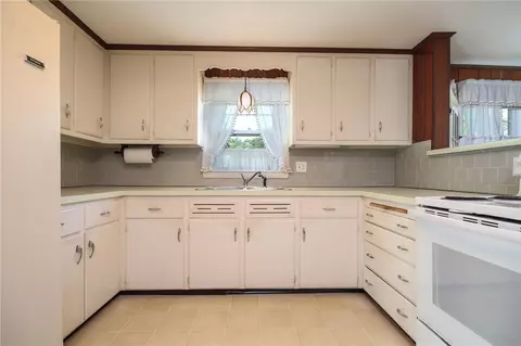 5 Rustic Way, Warwick, RI 02886 photo 17