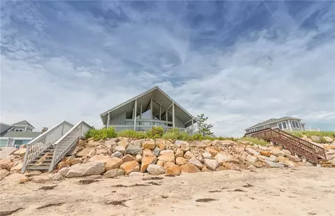 49 Atlantic Ave, Westerly, RI 02891 photo 3