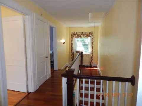 111 Beacon Ave, Warwick, RI 02889 photo 24