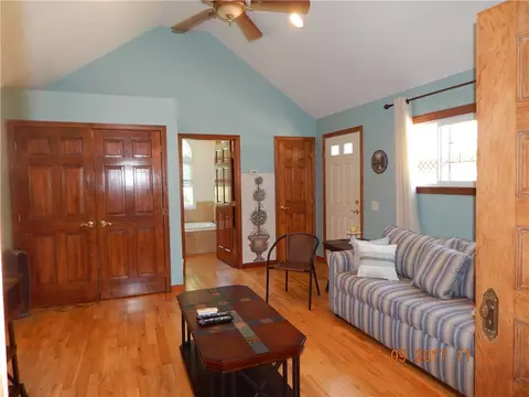 111 Beacon Ave, Warwick, RI 02889 photo 15