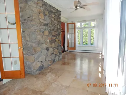 111 Beacon Ave, Warwick, RI 02889 photo 6