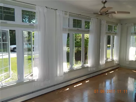 111 Beacon Ave, Warwick, RI 02889 photo 5