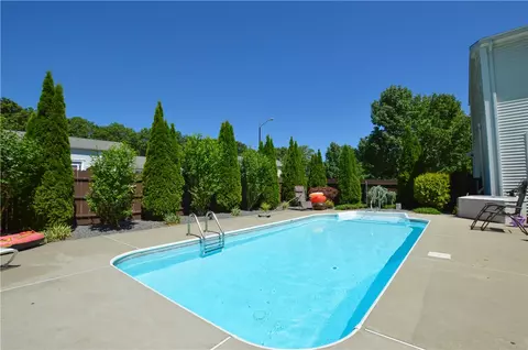 16 Wildflower Dr, Coventry, RI 02816 photo 37