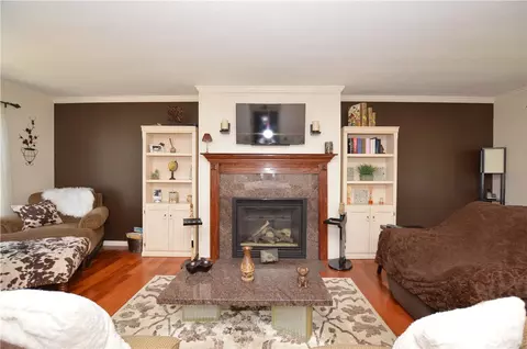 16 Wildflower Dr, Coventry, RI 02816 photo 8