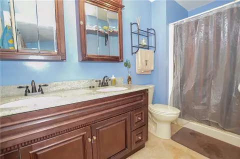 16 Wildflower Dr, Coventry, RI 02816 photo 26