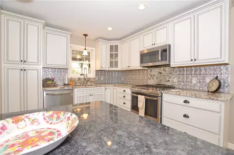 16 Wildflower Dr, Coventry, RI 02816 photo 16