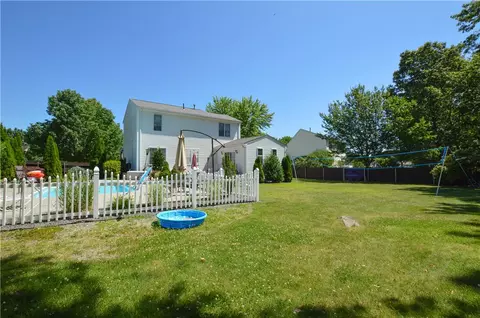 16 Wildflower Dr, Coventry, RI 02816 photo 38