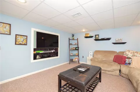 16 Wildflower Dr, Coventry, RI 02816 photo 32
