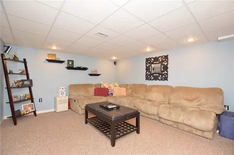 16 Wildflower Dr, Coventry, RI 02816 photo 31