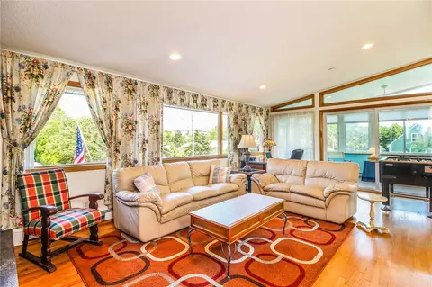 72 Benson Ave, Westerly, RI 02891 photo 6