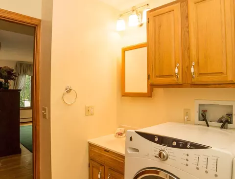 16 Surrey Dr, Westerly, RI 02891 photo 7