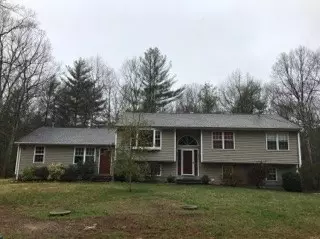 126 E Killingly Rd, Foster, RI 02825 photo 2