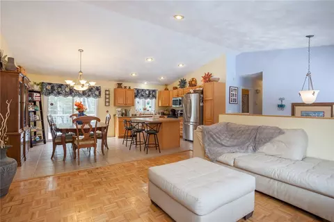 126 E Killingly Rd, Foster, RI 02825 photo 10