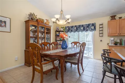 126 E Killingly Rd, Foster, RI 02825 photo 7