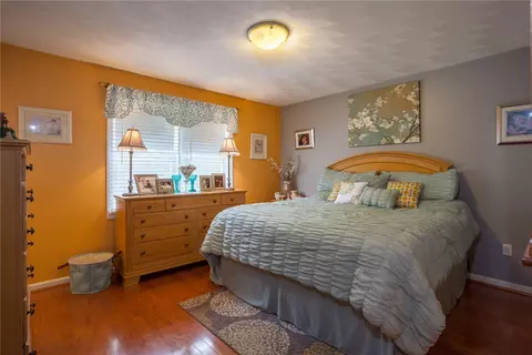 126 E Killingly Rd, Foster, RI 02825 photo 18