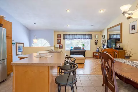 126 E Killingly Rd, Foster, RI 02825 photo 13
