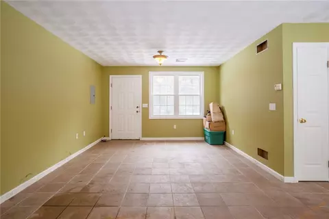 126 E Killingly Rd, Foster, RI 02825 photo 32