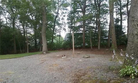 24 Fishs Ln, Warwick, RI 02886 photo 3
