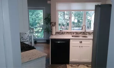 24 Fishs Ln, Warwick, RI 02886 photo 10