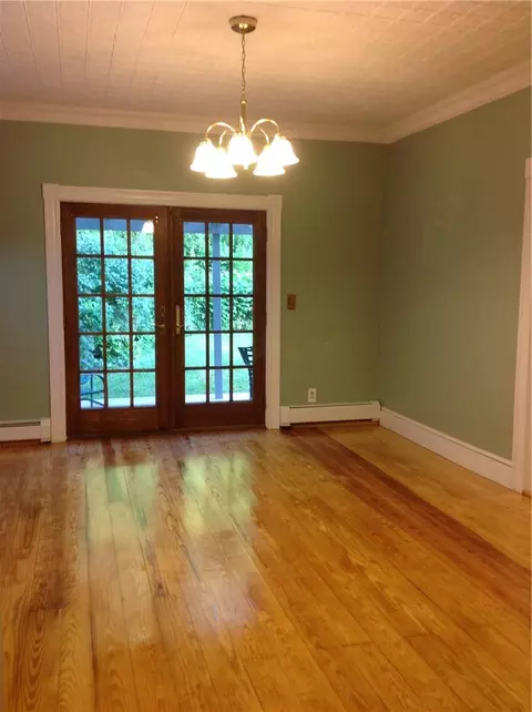 632 S Main St, Woonsocket, RI 02895 photo 9