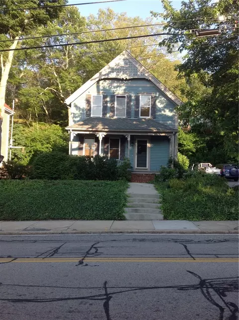 632 S Main St, Woonsocket, RI 02895 photo 2