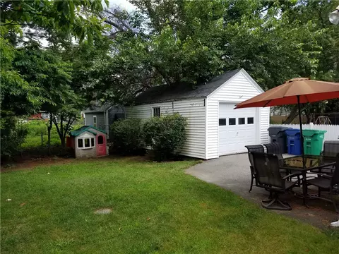 75 Birch St, Warwick, RI 02888 photo 23