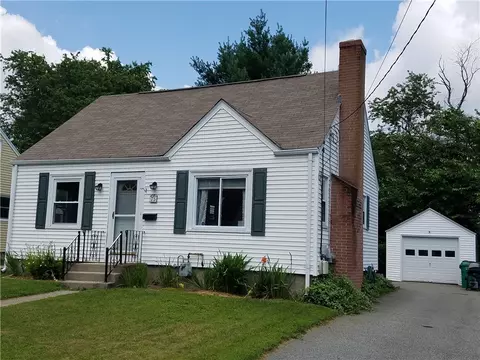 75 Birch St, Warwick, RI 02888 photo 1