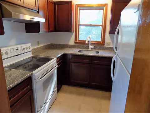 121 Oak St, Westerly, RI 02891 photo 10