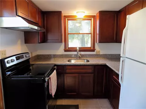 121 Oak St, Westerly, RI 02891 photo 13