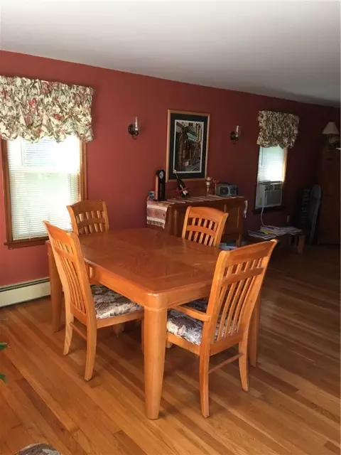 97 Knotty Oak Rd, Coventry, RI 02816 photo 12