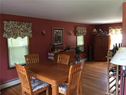 97 Knotty Oak Rd, Coventry, RI 02816 photo 10