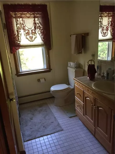 97 Knotty Oak Rd, Coventry, RI 02816 photo 17