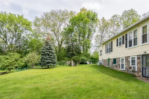 234 Oregon Ave, Woonsocket, RI 02895 photo 8