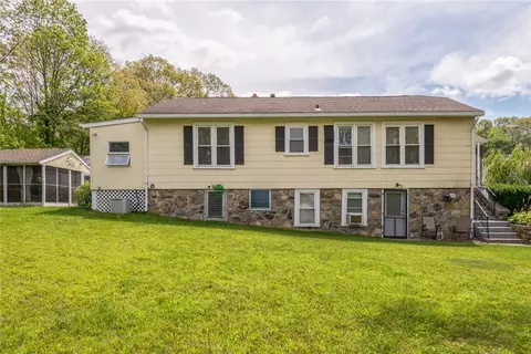 234 Oregon Ave, Woonsocket, RI 02895 photo 7