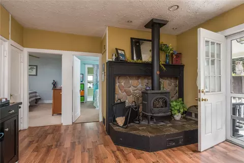 234 Oregon Ave, Woonsocket, RI 02895 photo 14