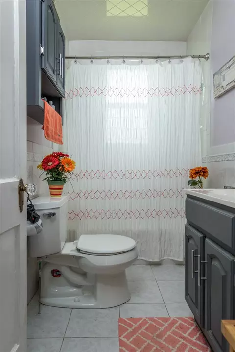 234 Oregon Ave, Woonsocket, RI 02895 photo 16