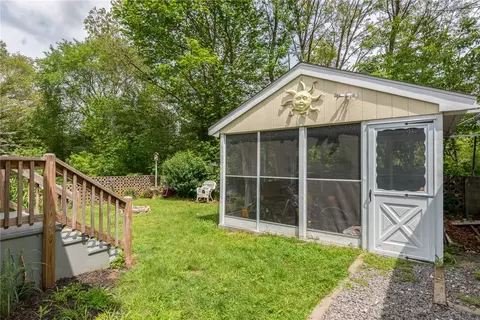 234 Oregon Ave, Woonsocket, RI 02895 photo 4