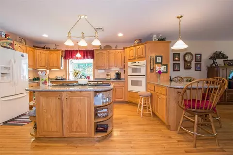 442 Widow Sweets Rd, Exeter, RI 02822 photo 10