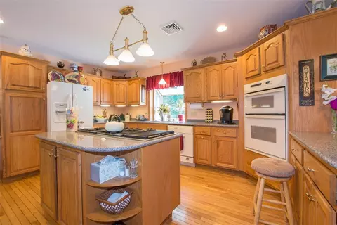 442 Widow Sweets Rd, Exeter, RI 02822 photo 9