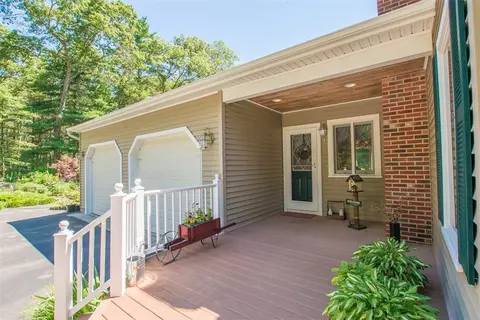 442 Widow Sweets Rd, Exeter, RI 02822 photo 6