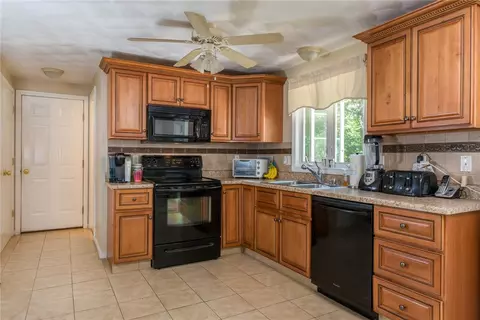 30 Finn Rd, Pascoag, RI 02859 photo 7