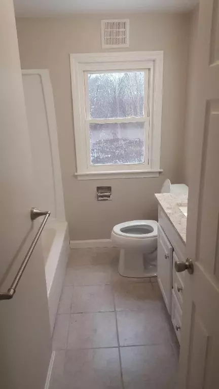 1 Marquette Dr, Warwick, RI 02888 photo 12