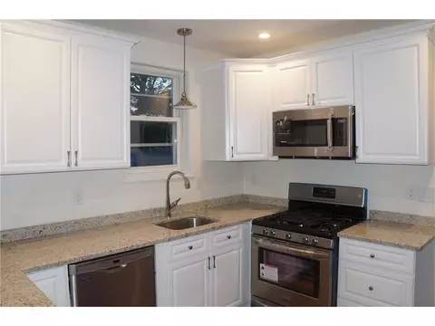 171 Adams St, Warwick, RI 02888 photo 3