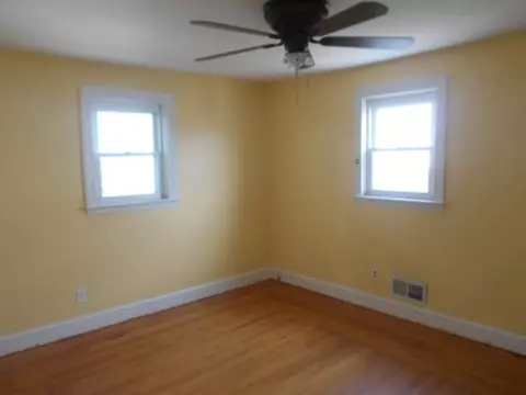 258 Pullen Ave, Pawtucket, RI 02861 photo 14
